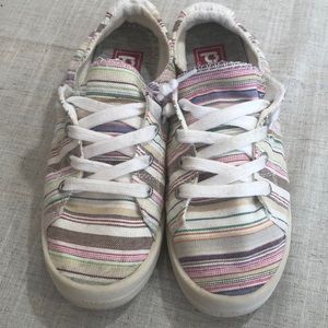 3/$20 if bundled Women’s slip on sneakers size 8